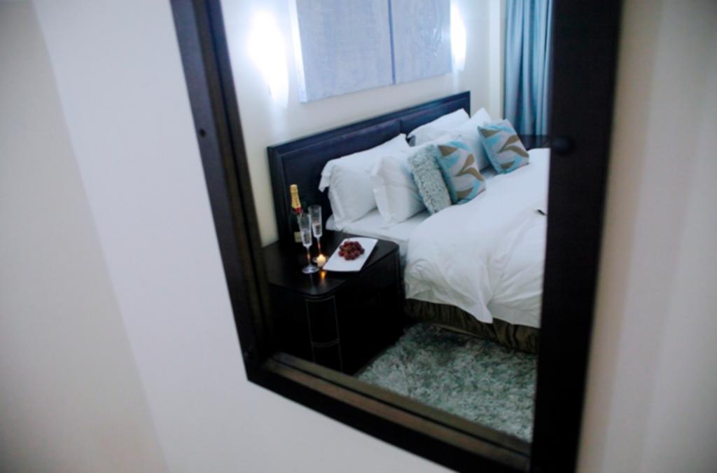 Oak Plaza Hotels East Airport Acra Quarto foto